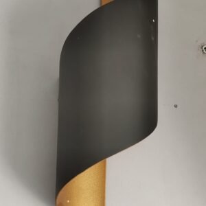 Falish Black Abstract Shaped Metal Wall Lamp Warm White Indoor/Outdoor Decorative